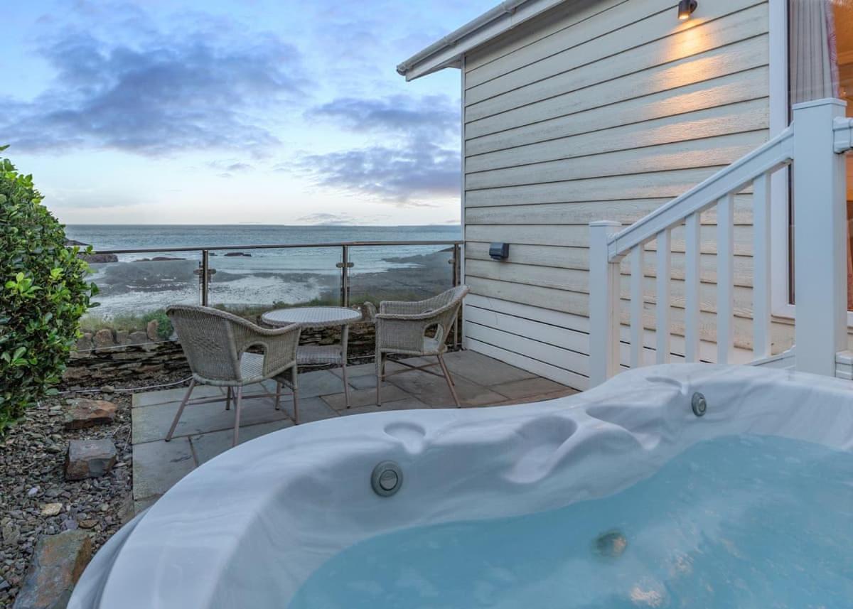 Beach Cove Coastal Retreat イフラクーム エクステリア 写真