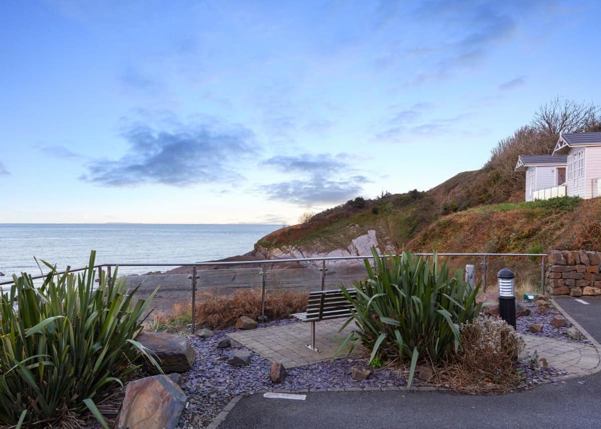 Beach Cove Coastal Retreat イフラクーム エクステリア 写真