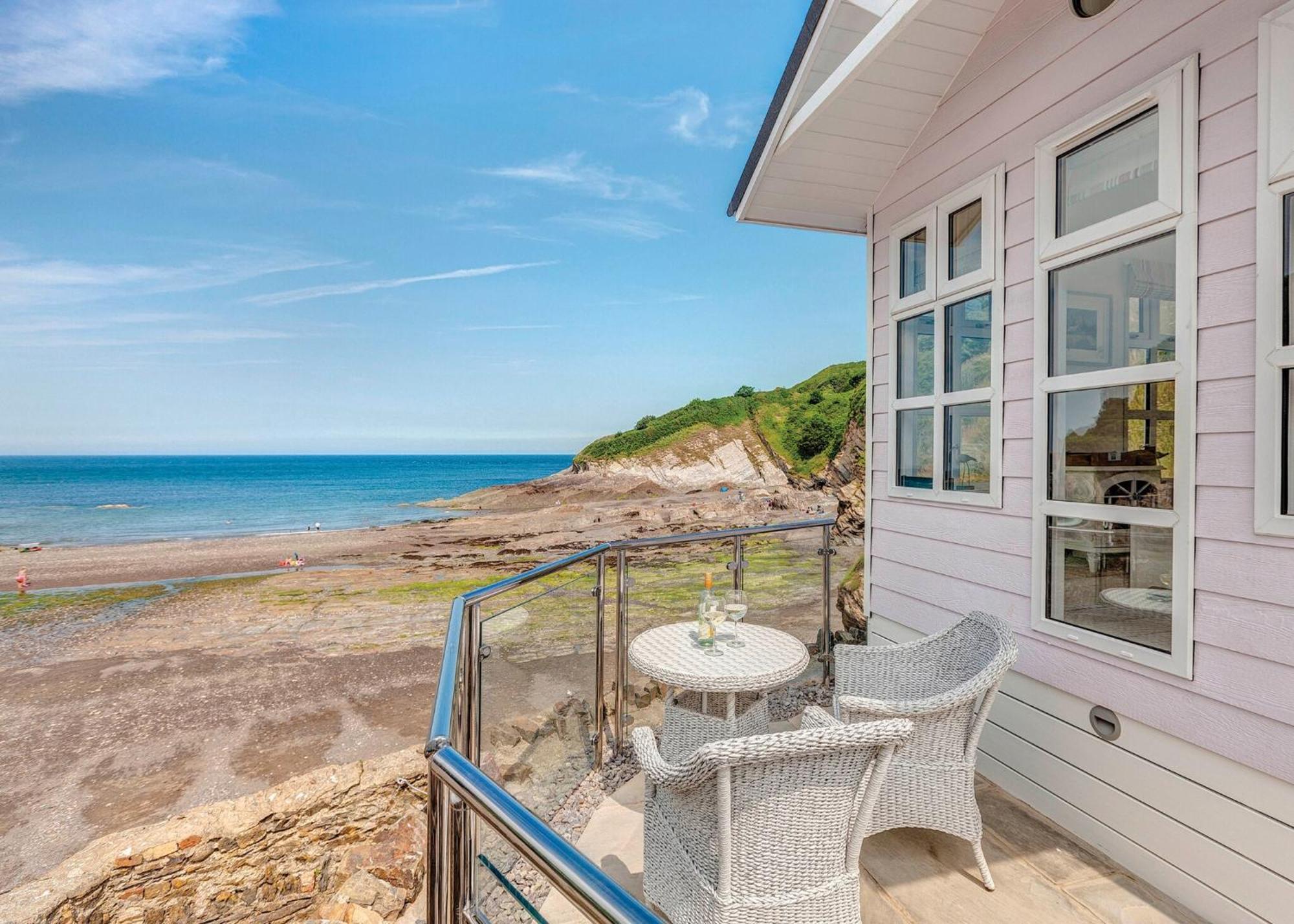 Beach Cove Coastal Retreat イフラクーム 部屋 写真